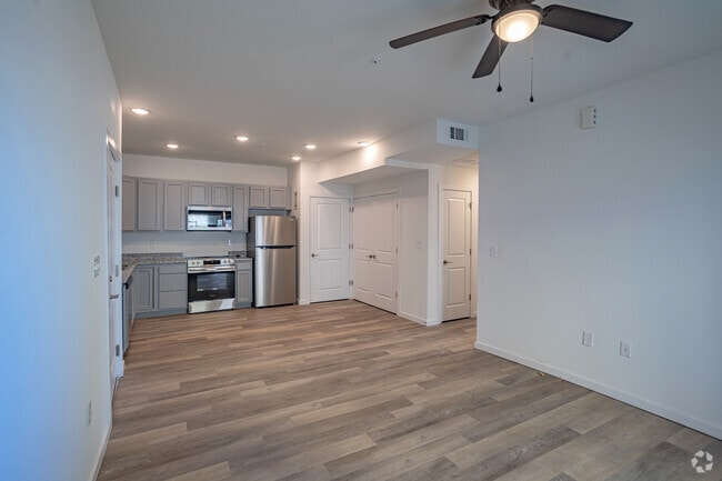 3 habitaciones, 2 baños, 1,009 pies cuadrados de espacio habitable y cocina - The Gates OKC