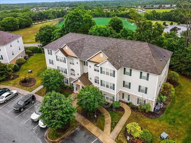 Photo - 6113 Hedgecock Cir