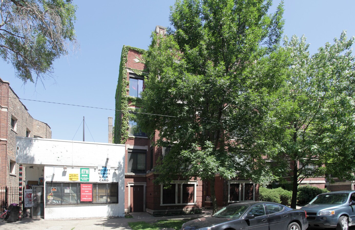 Photo - 5121-5123 S Ingleside Ave