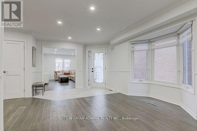 Photo - 160 Gailcrest Cir