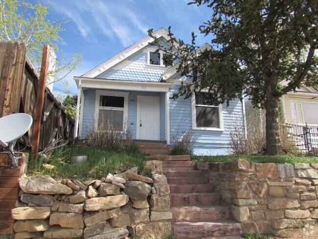 Building Photo - Cute Victorian! Rental