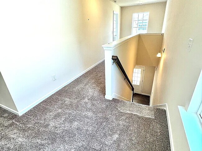 Photo - 49 Shelter Ln E