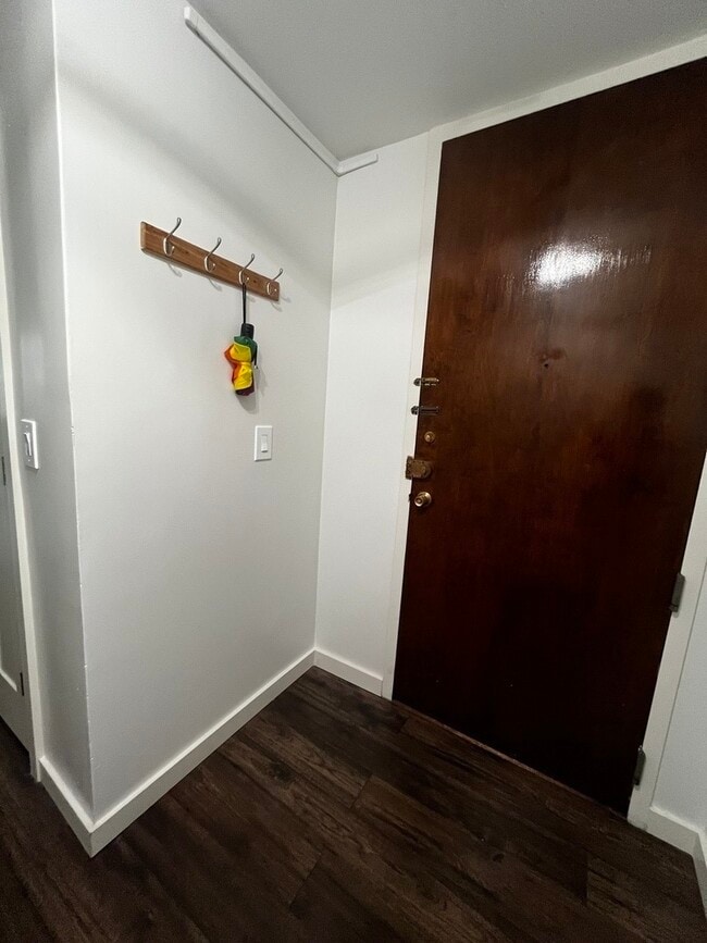 Photo - 5100 N Marine Dr Unit 22A