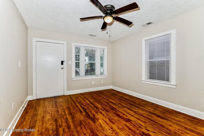 Photo - 4313 Hale Ave