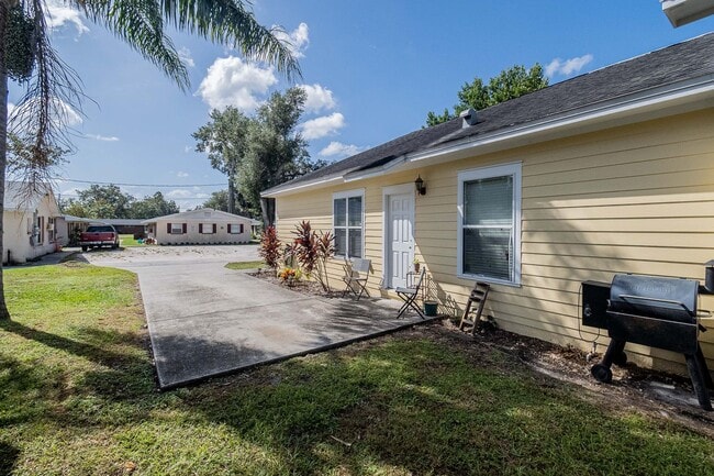 Photo - Rental Near Downtown Lakeland!!