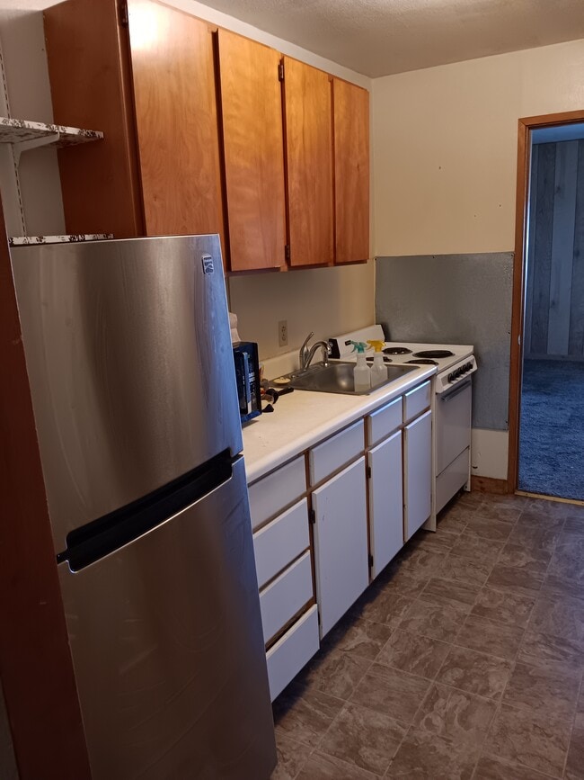 Photo - 418 N Pine St Unit Apt 5