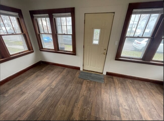 Photo - 1237 Albemarle St Unidad 2