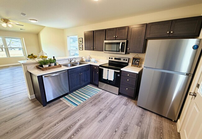 Photo - 1709 Hanover Blvd