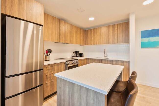 60 Kilmarnock St Unit SI FL4-ID1039260P