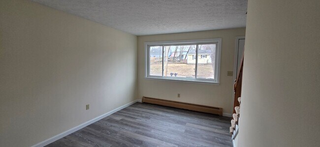 Photo - MANCHESTER - 35-37 Westland Ave Unidad 35 Westland/VER