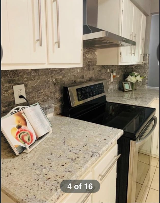 Photo - 5710 Easthampton Dr