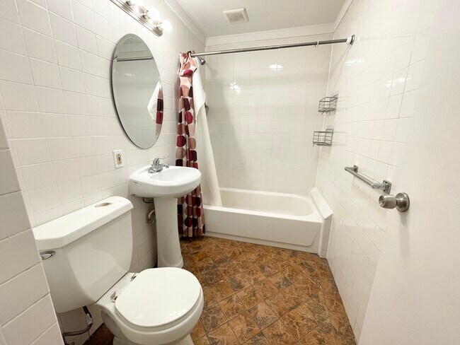 Photo - 1 Folsom Ave Unit 1