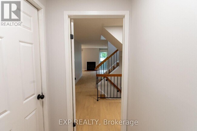 Photo - 710 Coronation Ave.