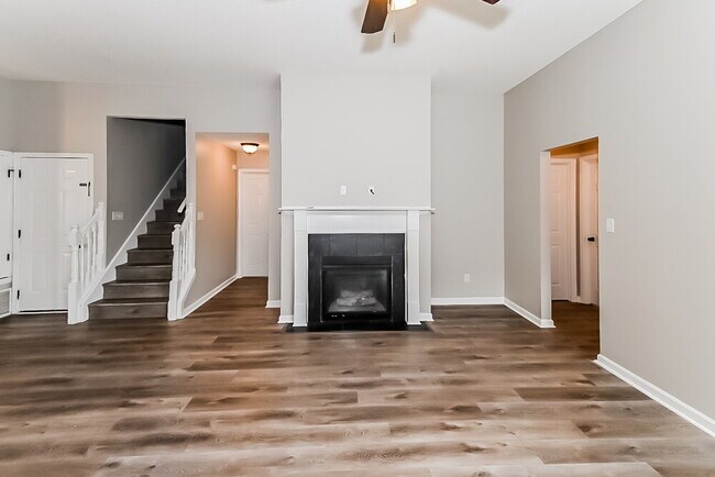 Photo - 356 Vaiden Ridge Dr S