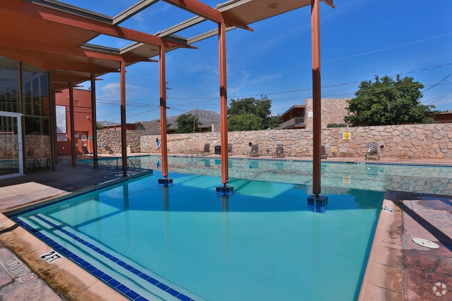 Photo - Agave Courtyard