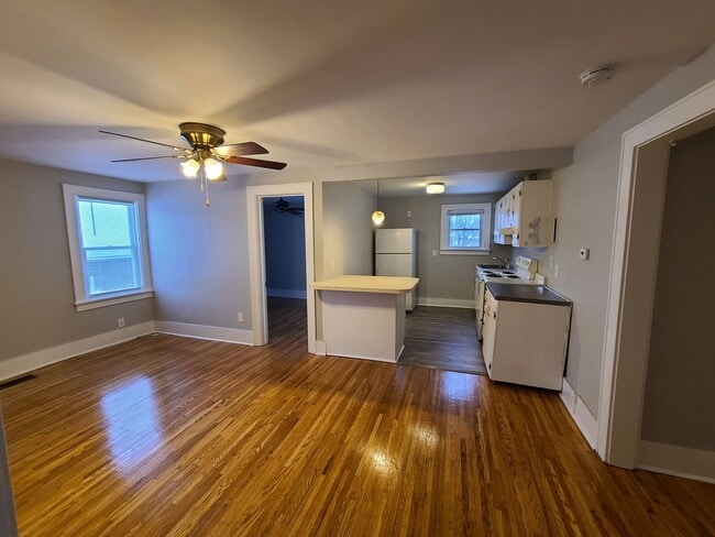 Photo - 757 Washington Ave Unidad 3