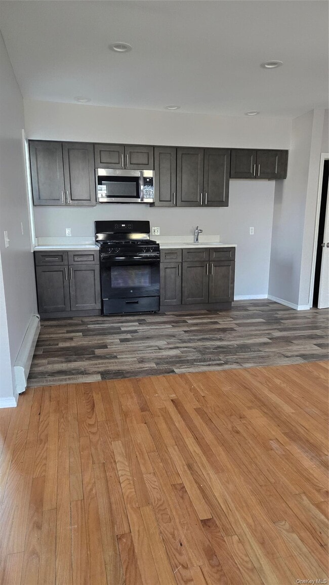 Photo - 91 Wyman Ave Unidad 1st Floor Rear - Apt #2
