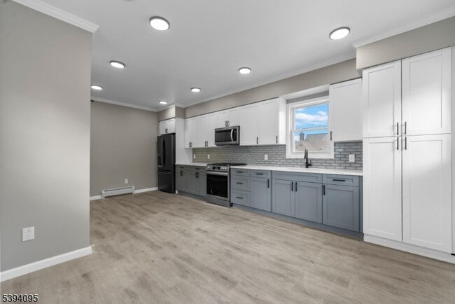 Photo - 1033 E 23rd St Unidad 2