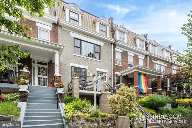 Building Photo - 1207 Columbia Rd NW Unit #1 Rental