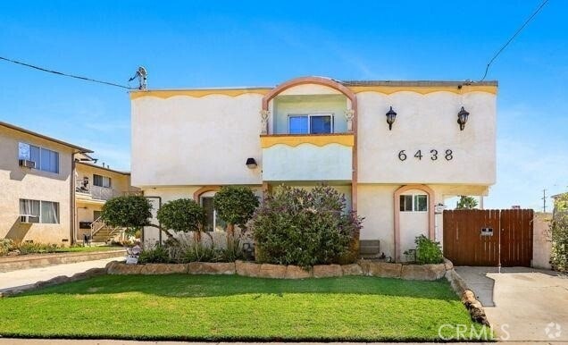 Building Photo - 6438 Mammoth Ave Rental