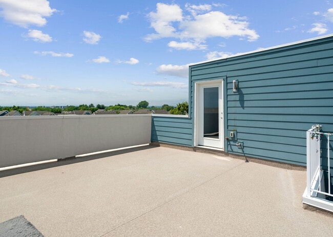 Photo - 1569 W Neon Way