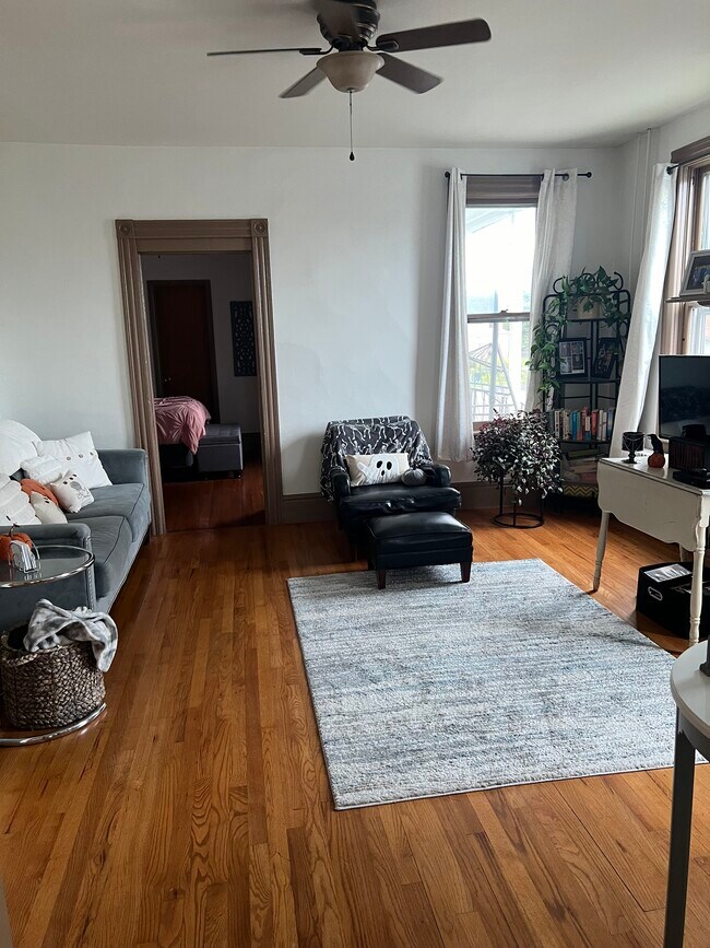 Photo - 47 N College St Unidad Bottom floor