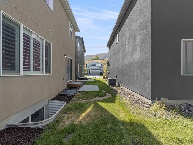 Photo - Stunning Bluffdale Home