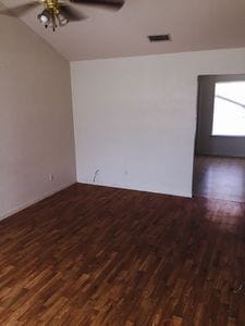 Photo - 4818 Lake Road