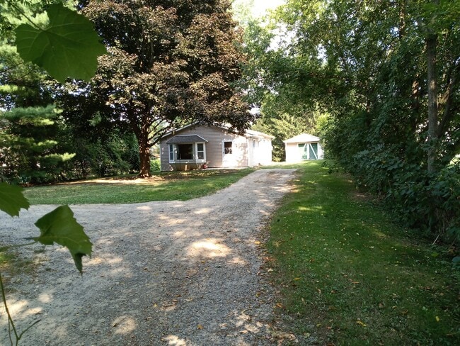 Photo - 801 Sanders Rd