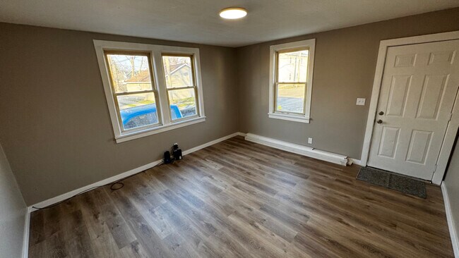 Photo - 400 Emma Ave Unit 2