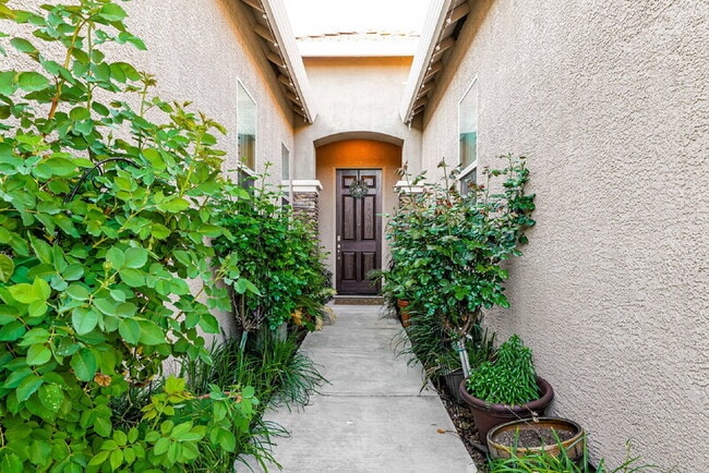 Photo - 6064 Cohasset Dr