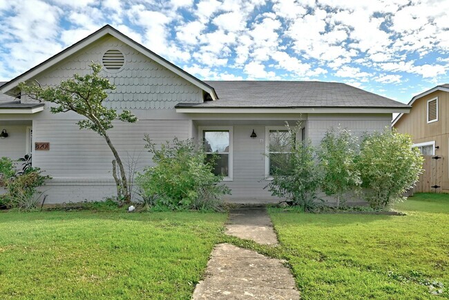 Building Photo - Cute 2/1 in South Austin Rental