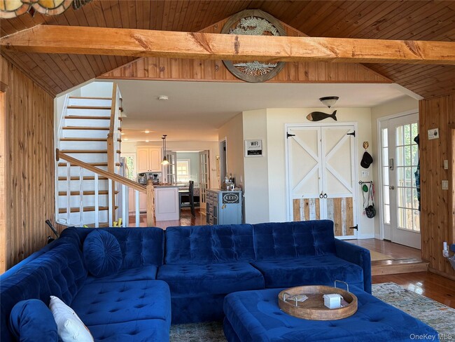 Photo - 107 Waterview Dr