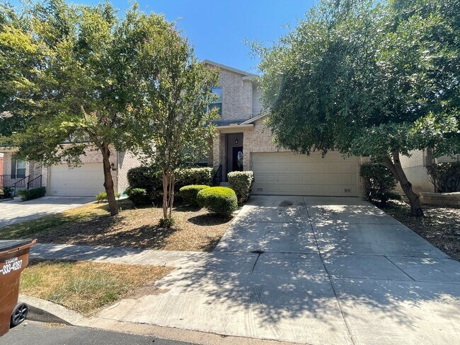 Building Photo - 3 Bedroom/2.5 Bathroom  Alamo Ranch Subdiv... Rental