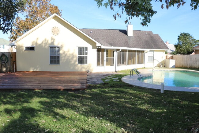 Photo - 1925 Catamaran Dr