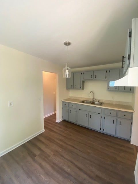 Photo - 208 Grover St SW