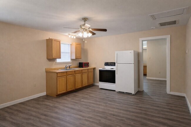 Photo - 6107 Williams Rd Unidad E