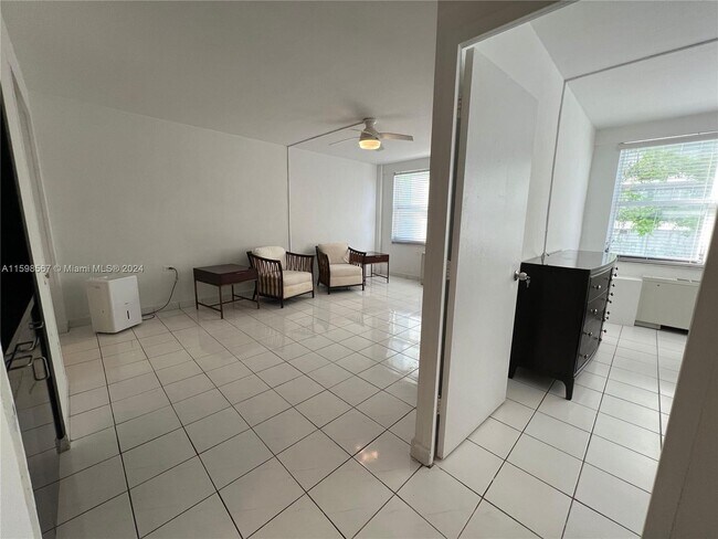 Photo - 1250 West Ave Unit 2A