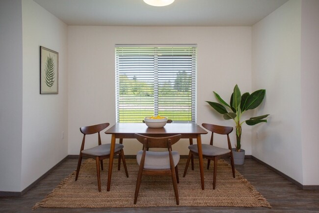 Sawyer Trail Apartments & Townhomes