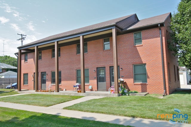 Building Photo - 3117 South St Rental