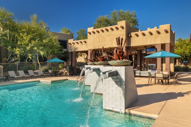 Las Colinas At Black Canyon