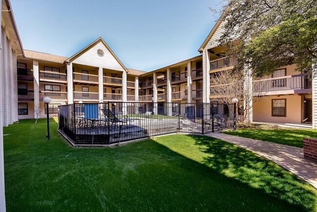 Photo - EL308 Unit EL308