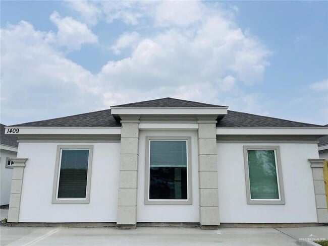 Photo - 1209 W Sucre Dr Unidad 1 Rental