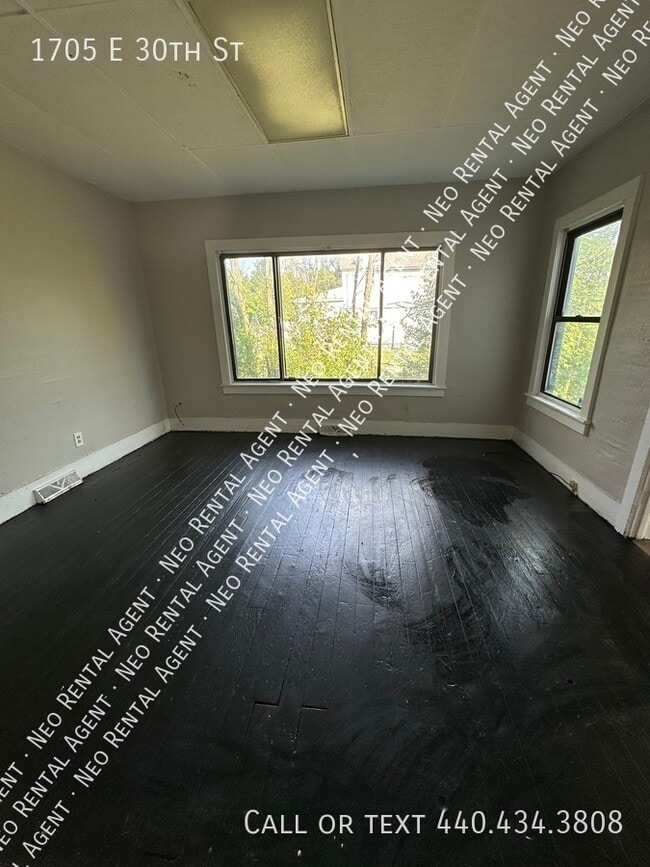 Photo - 1705 E 30th St