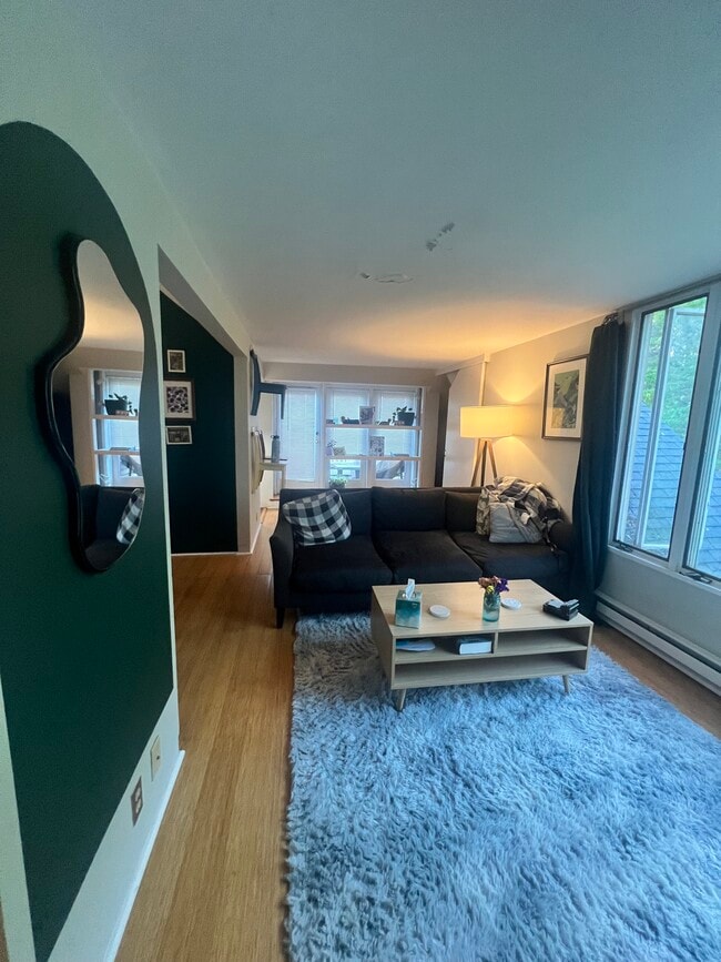 Photo - 56 Oliver St Unit 2