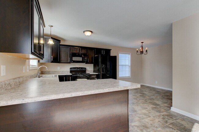 Photo - Charming Home Open Floor Plan with Spaciou...