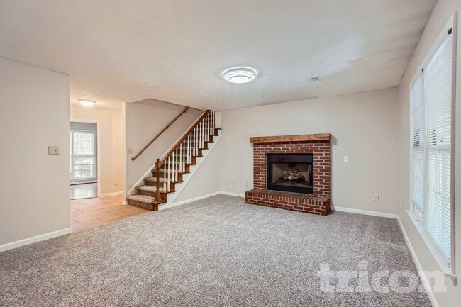 Photo - 5 Meadow Green