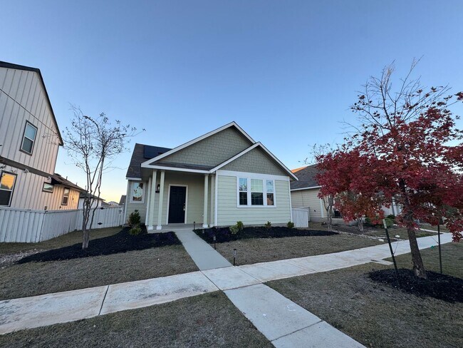 Photo - Bright & Spacious 3 Bedroom Home with Garage in Kyle