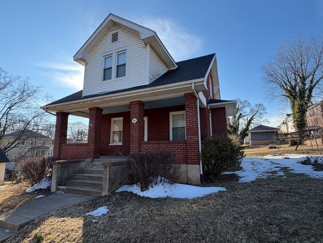 Photo - Grandin Home!