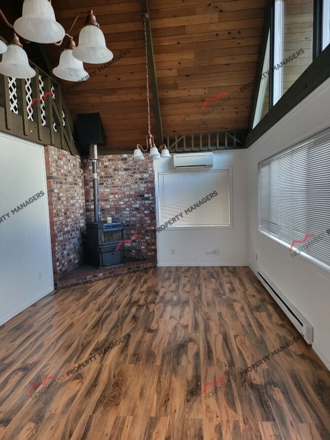 Photo - STATUS: *PENDING APPLICATION* | R217 | $1695